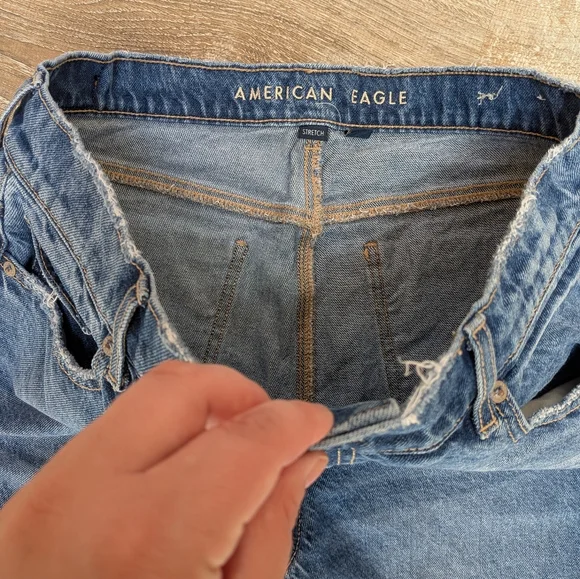 American Eagle Super High Rise Straight Rigid Jeans Size 14 Long - Picture 5 of 10